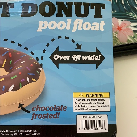Donut Float - Picture 3 of 5